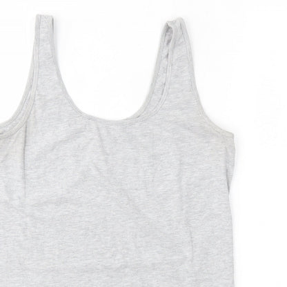 Close-up detail of Primark women’s grey basic tank, size L