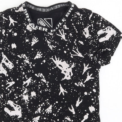 Matalan Boys Black   Basic T-Shirt Size 6 Years  - Abstract Dinosaurs