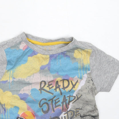 Close-up detail of F&F boys’ grey basic t-shirt, size 2-3, years