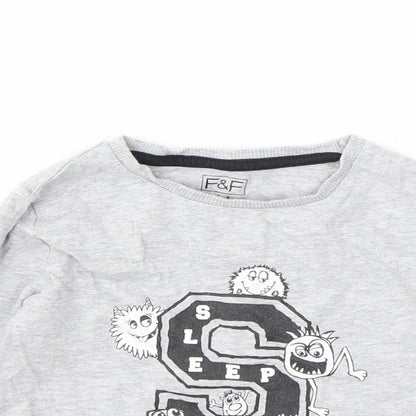 Close-up detail of F&F boys’ grey geometric basic t-shirt, size 3-4, years