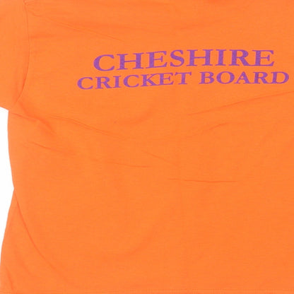 Brand and care label for Gilden boys’ orange basic t-shirt, size XS