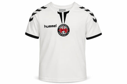 Front view of Hummel boys’ white jersey casual, size 7, years - reddish villa fc