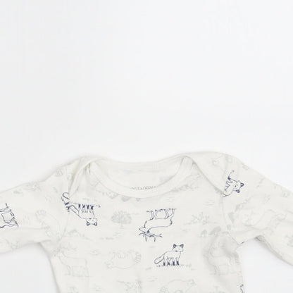 Kyle & Deena Baby White Animal Print  Babygrow One-Piece Size 3-6 Months