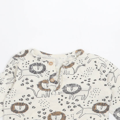 TU Baby Ivory   Basic T-Shirt Size 9-12 Months  - lions