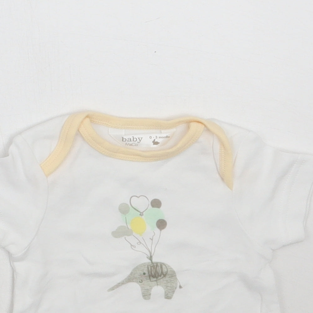 Close-up detail of M^co Baby White Basic T-Shirt, size 0-3, Months
