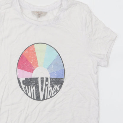 Switch Girls White   Basic T-Shirt Size 10 Years