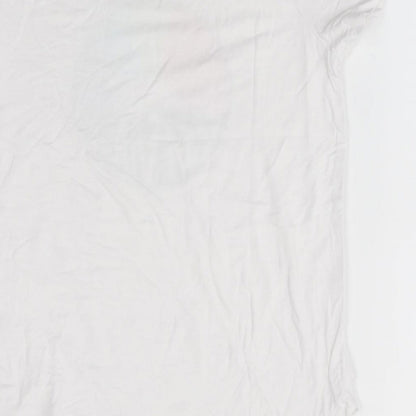 Switch Girls White   Basic T-Shirt Size 10 Years
