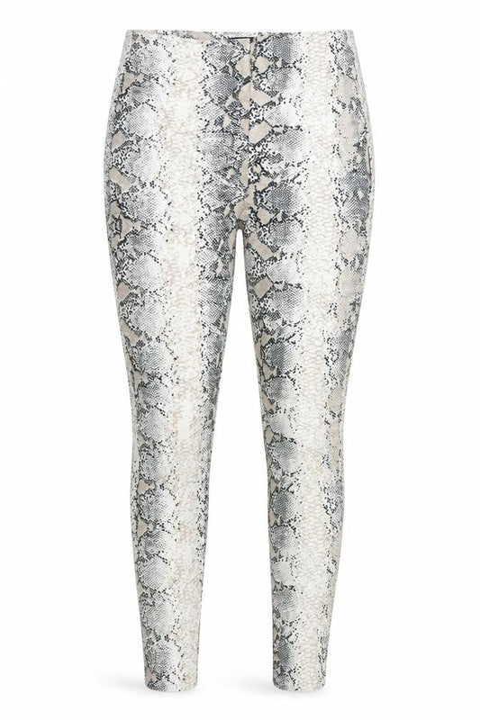 Front view of PRETTYLITTLETHING women’s multicoloured animal print capri leggings, size UK 6, 27-inch leg