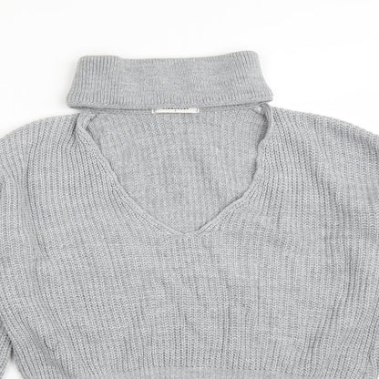 Close-up detail of Glamorous women’s grey pullover sweatshirt, size S