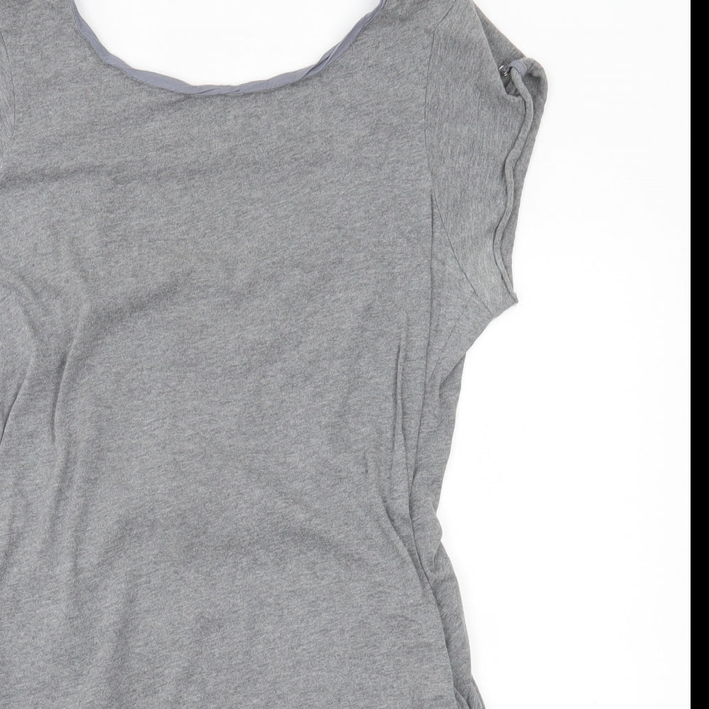 Close-up detail of Roots women’s grey a-line, size M