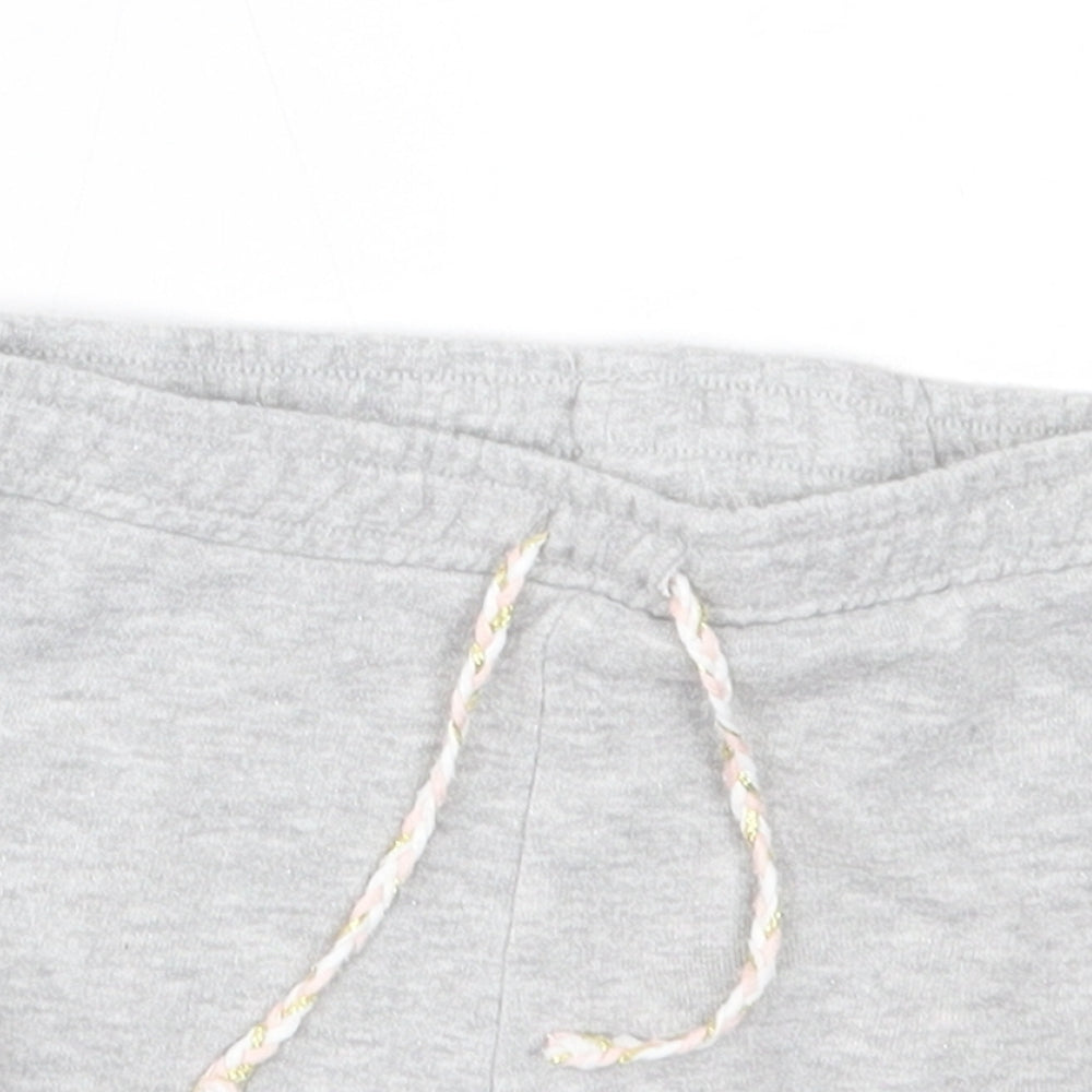 Matalan Girls Grey   Sweat Shorts Size 5 Years -