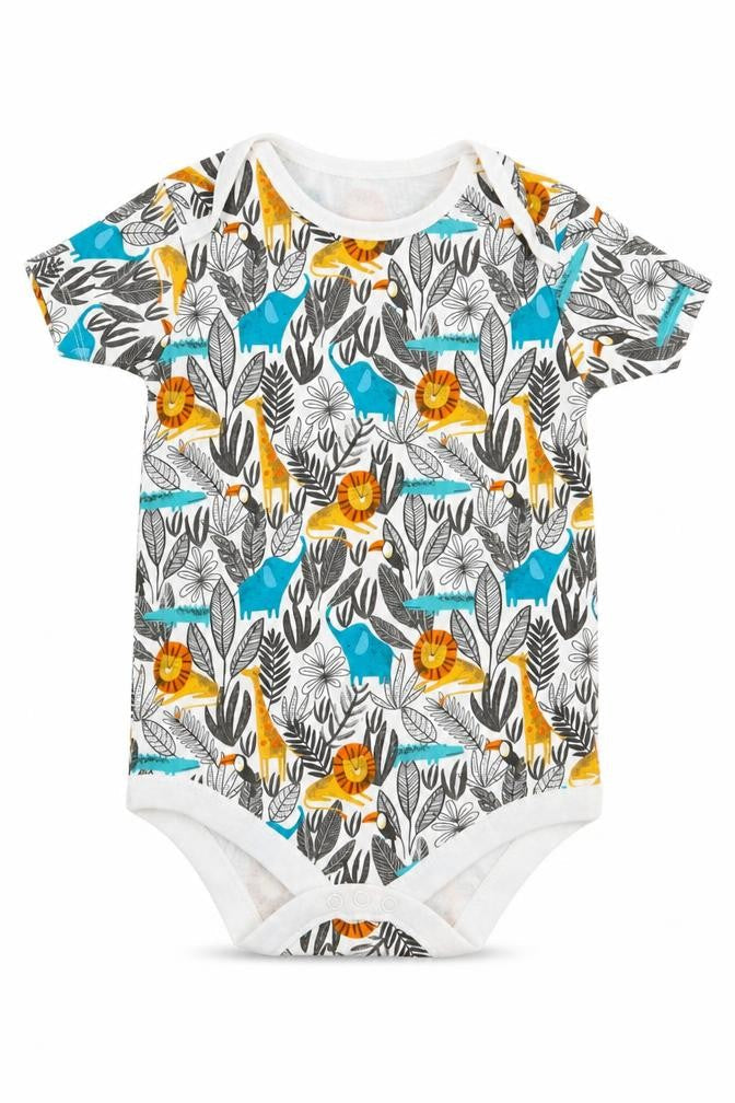 Front view of Tu boys’ white geometric basic t-shirt, size 2-3, years
