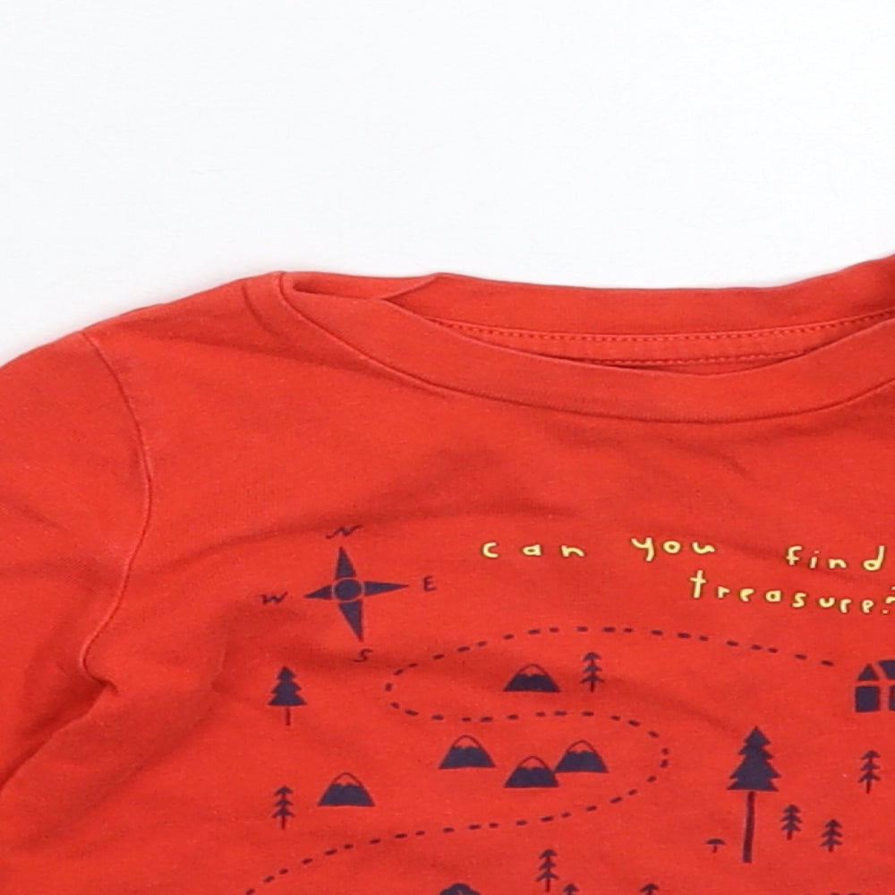 Close-up detail of Gap Baby Red Basic T-Shirt, size 9-12, Months
