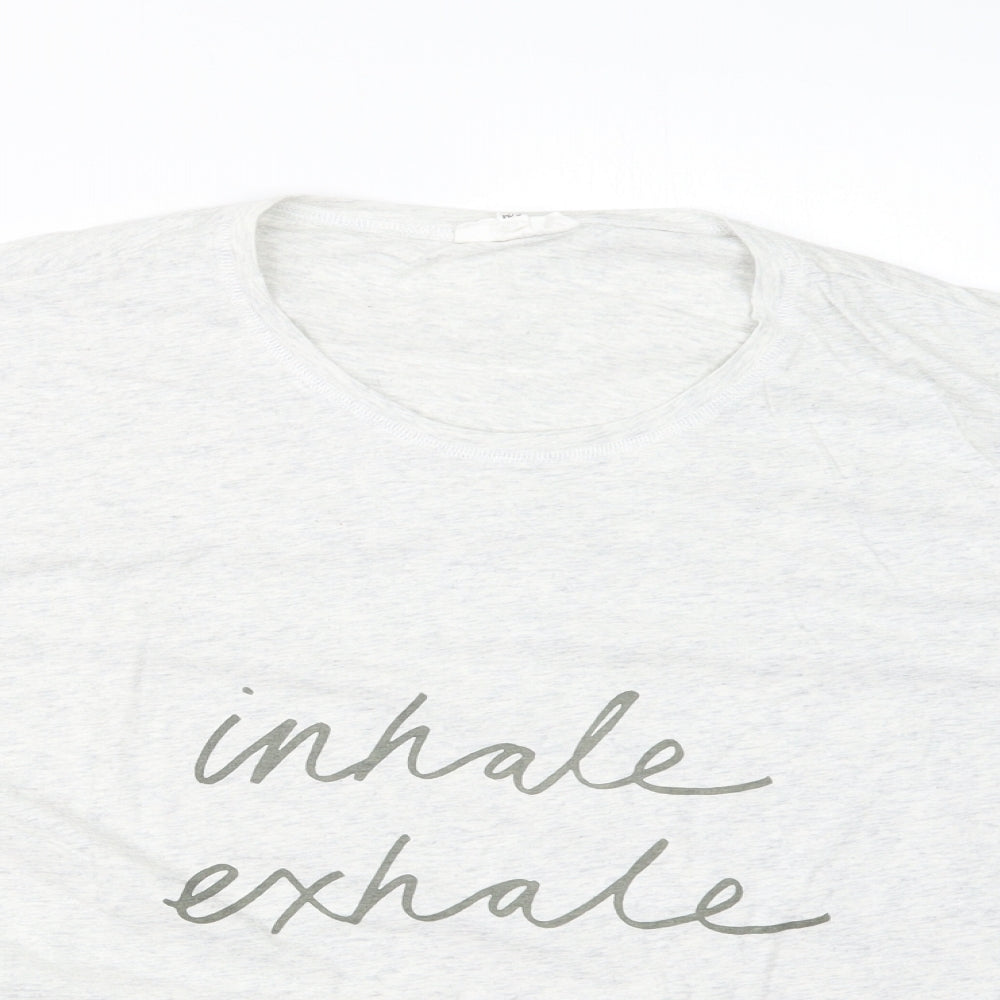 Close-up detail of thought women’s grey geometric top pyjama top, size S