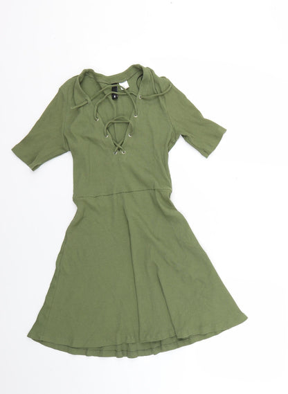 H&M Womens Green   Fit & Flare  Size 6