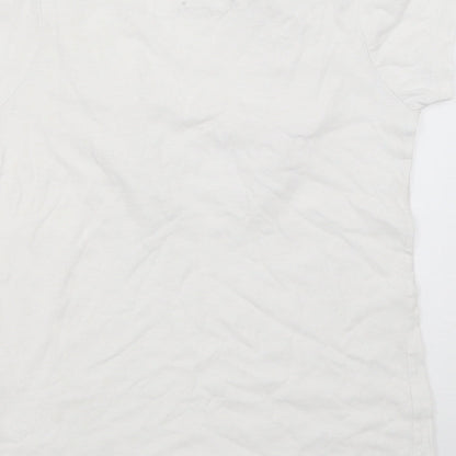 Brand and care label for Primark girls’ white basic t-shirt, size 7-8, years