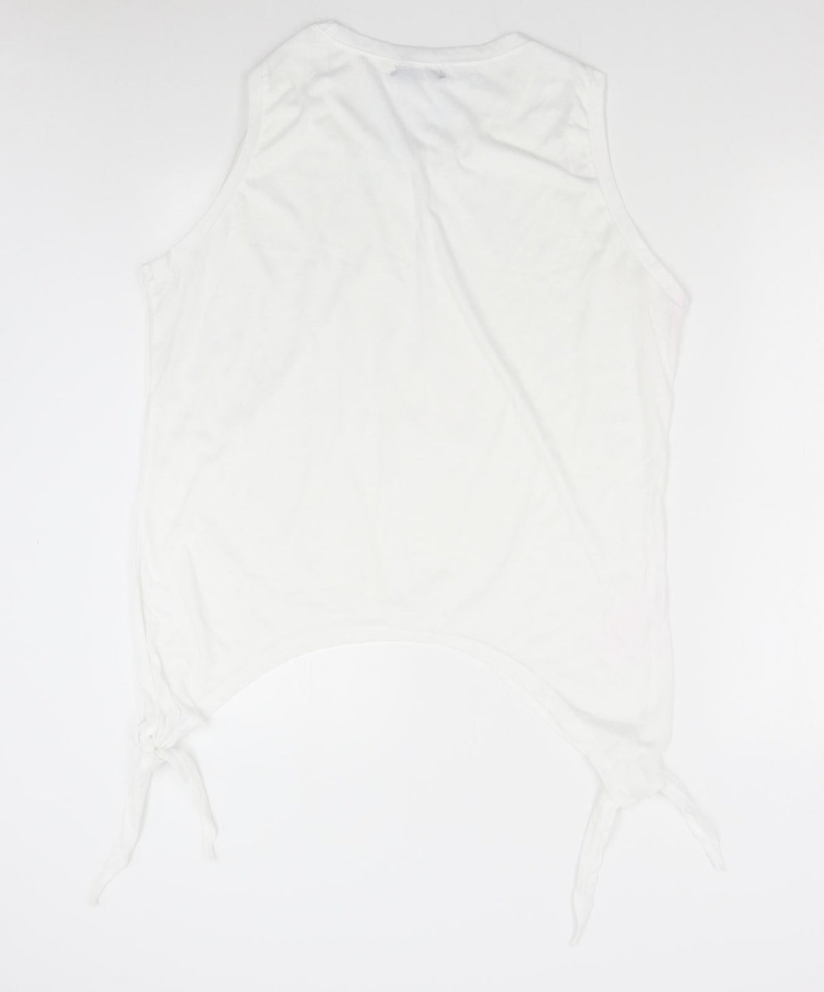 Back view of Hequ women’s white basic blouse, size 2XL