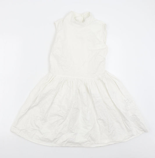 Front view of ASOS Petite women’s white corduroy fit & flare, size UK 12