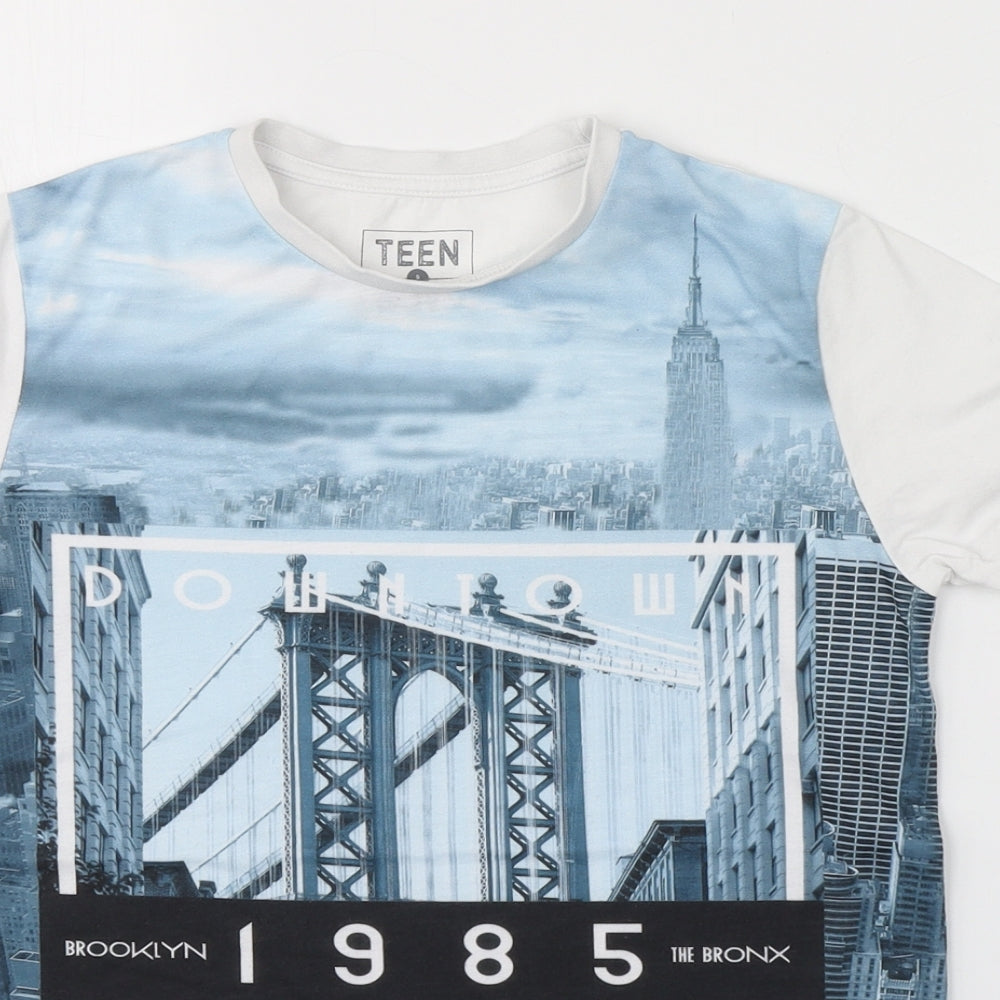 Close-up detail of Preworn boys’ white basic t-shirt, size 9, years