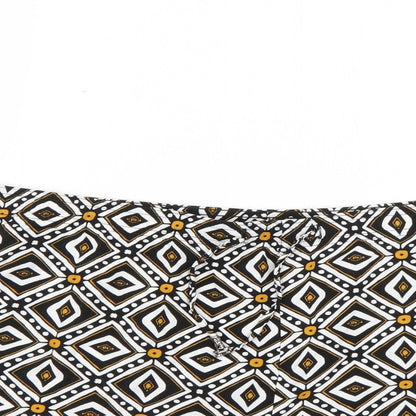 Papaya Womens Multicoloured Geometric  Cut-Off Shorts Size 20