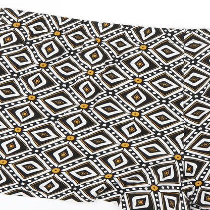 Papaya Womens Multicoloured Geometric  Cut-Off Shorts Size 20