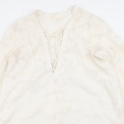 H&M Womens White Geometric  Fit & Flare  Size 4