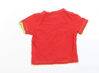 Back view of La Compagnie des Petits Baby Red Basic T-Shirt, size 12, Months