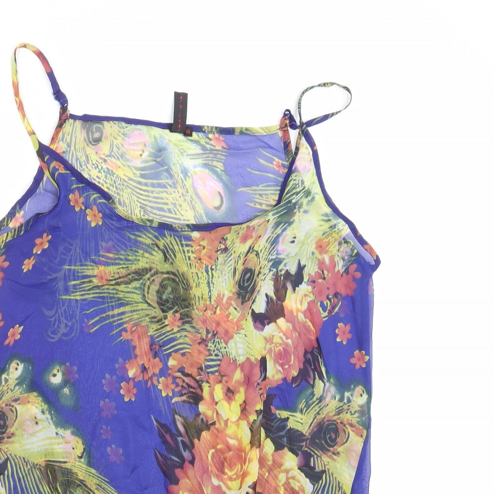Close-up detail of Tokiyo women’s blue floral basic blouse, size UK 10