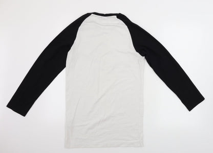 Back view of boquer123 women’s white basic t-shirt, size XS