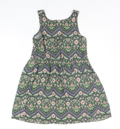Beautees Womens Green Geometric  Basic Tank Size 8