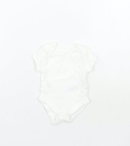 Primark Baby White   Babygrow One-Piece Size Newborn  - Tiny baby