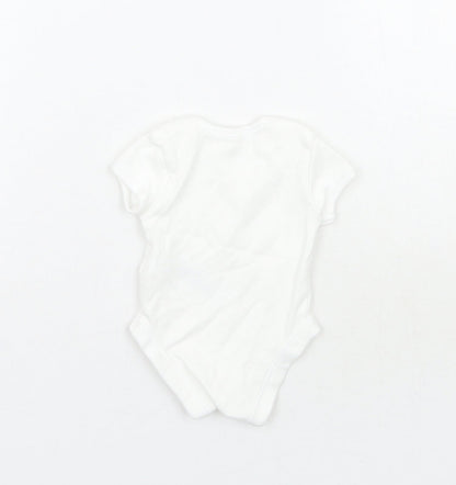 Primark Baby White   Babygrow One-Piece Size Newborn  - Tiny baby