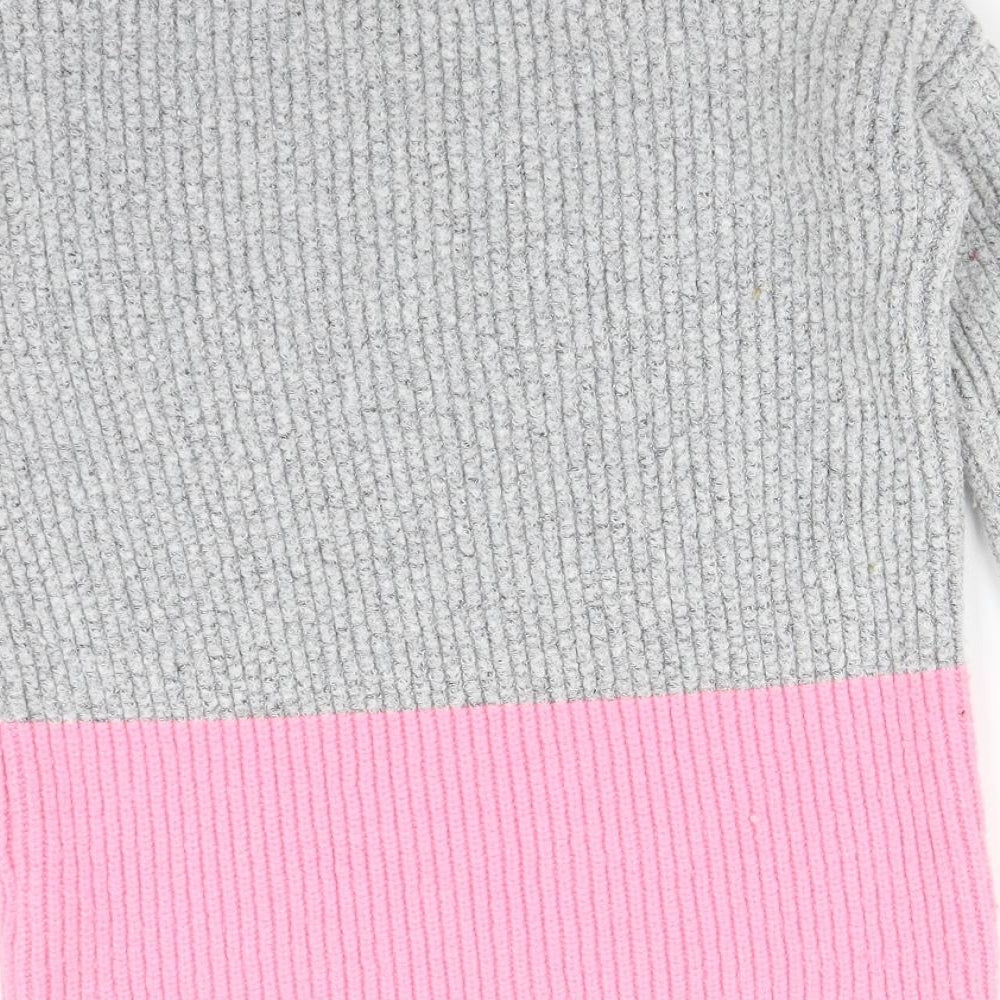 Brand and care label for Primark women’s multicoloured colourblock pullover sweatshirt, size XS