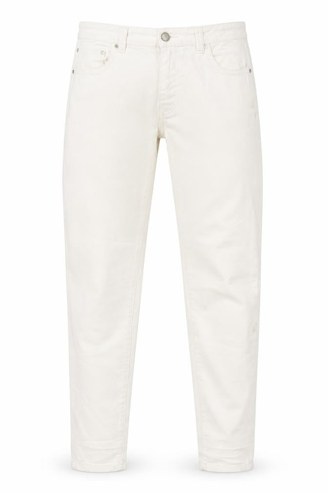 Front view of Denim Co. women’s white denim straight jeans, size UK 12, 28-inch leg