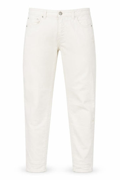 Front view of Denim Co. women’s white denim straight jeans, size UK 12, 28-inch leg