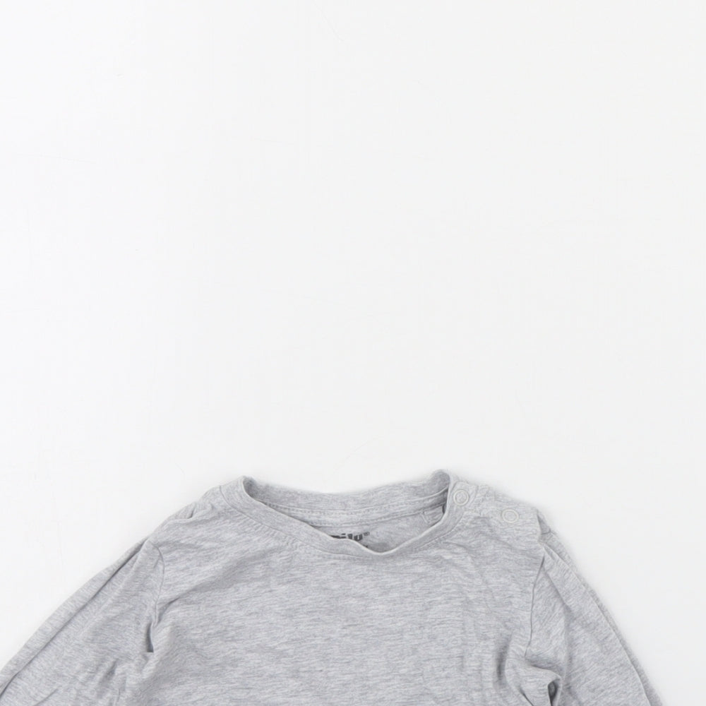 Lulipu Baby Grey   Basic T-Shirt Size 12 Months