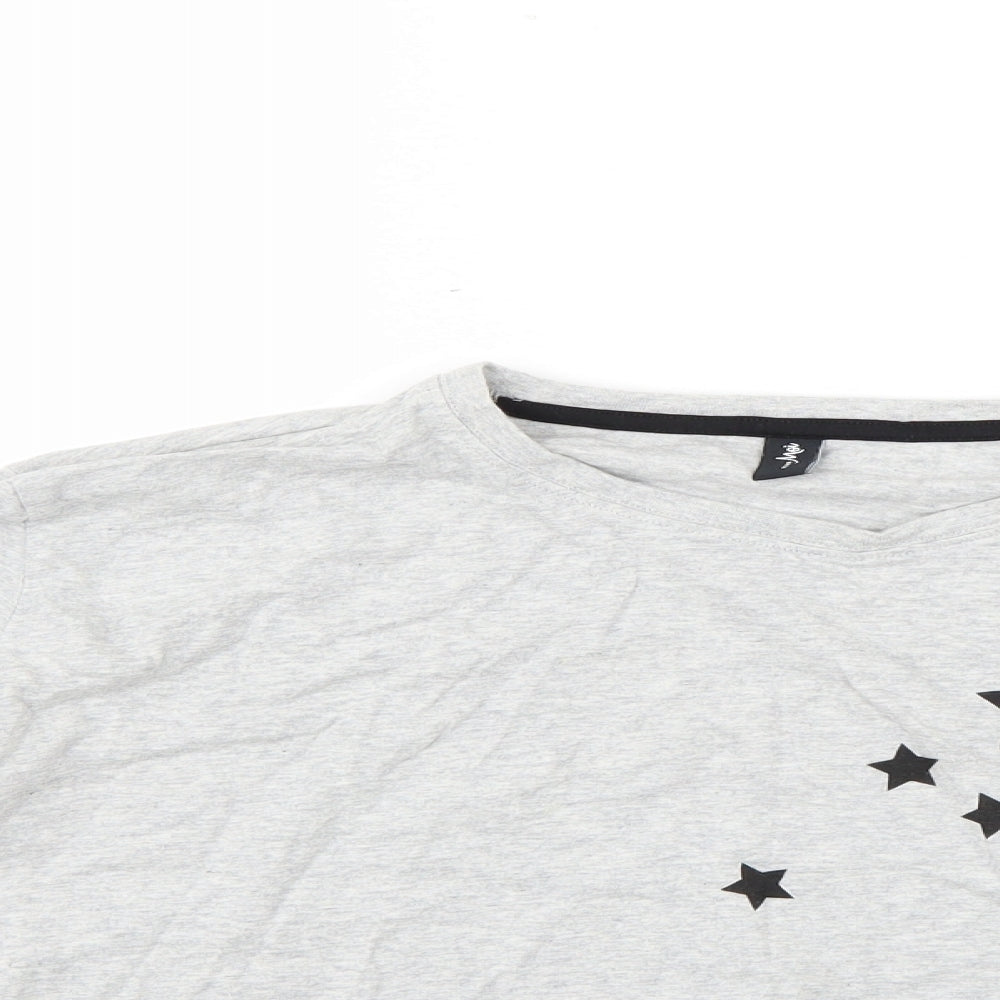 Close-up detail of Pour Moi boys’ grey basic t-shirt, size 11-12, years