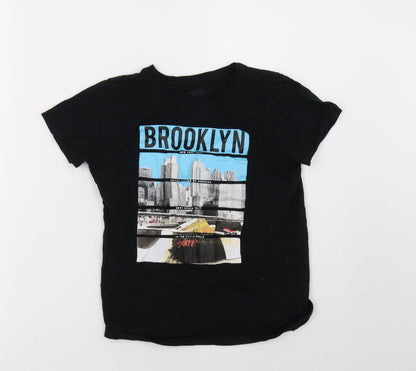 Additional front view of Primark boys’ black basic t-shirt, size 8-9, years
