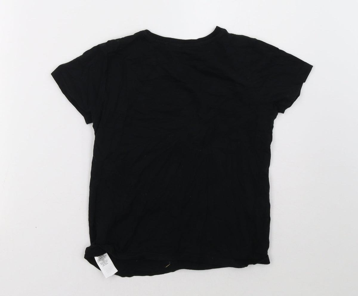 Back view of Primark boys’ black basic t-shirt, size 8-9, years