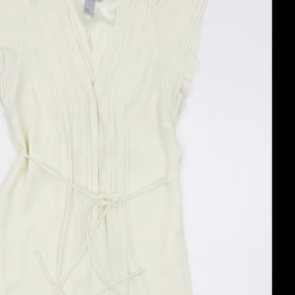 H&M Womens White   Mini  Size 6