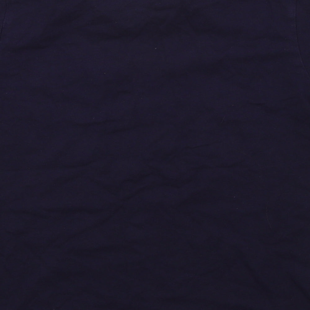 Brand and care label for Primark boys’ blue basic t-shirt, size 7-8, years