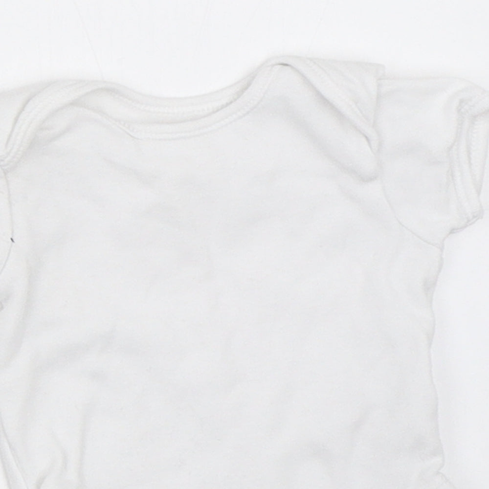 George Boys White   Babygrow One-Piece Size 0-3 Months