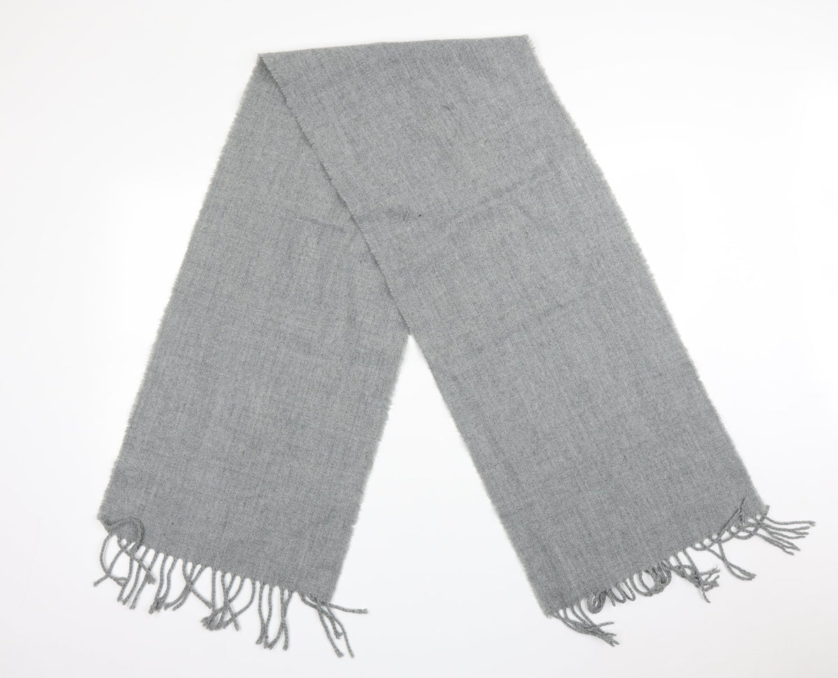 Front view of Preworn women’s grey scarf