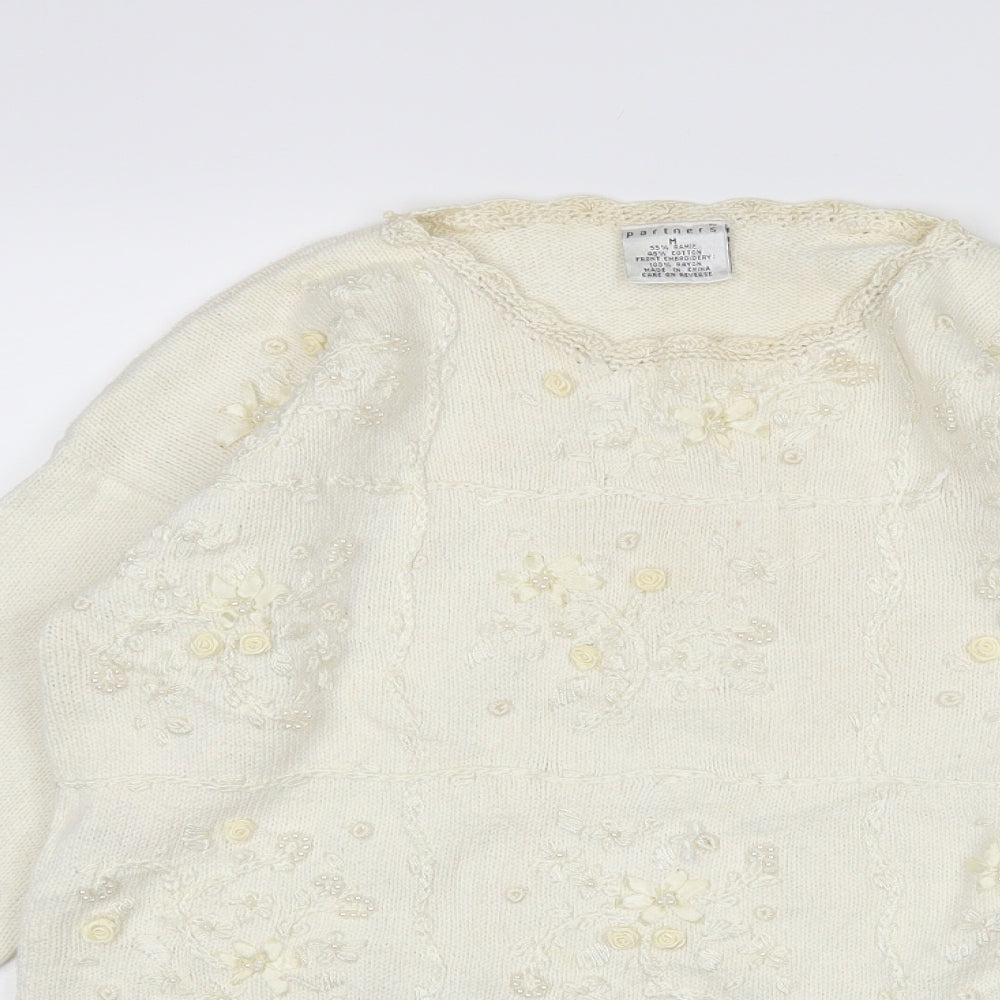 Close-up detail of Partners women’s ivory jumper, size M