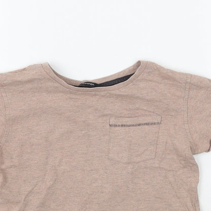 Close-up detail of George boys’ beige basic t-shirt, size 6-7, years