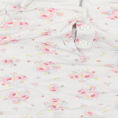 Mini Club Girls White Floral  Basic T-Shirt Size Newborn
