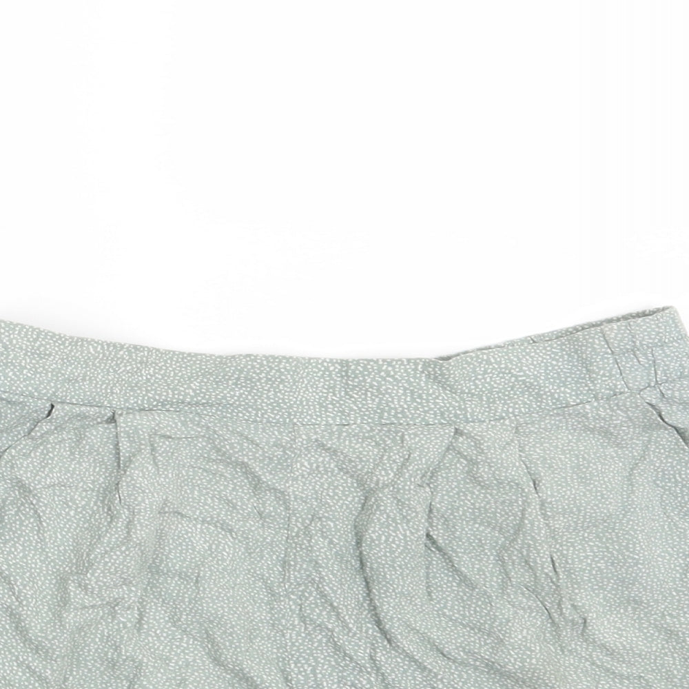 H&M Womens Green Polka Dot  Sweat Shorts Size 8 - Inside Leg 2 Inches