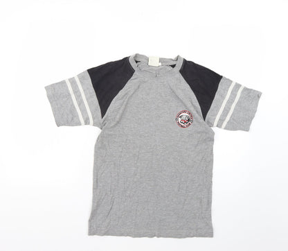 herefod united football club Boys Grey   Basic T-Shirt Size 11-12 Years