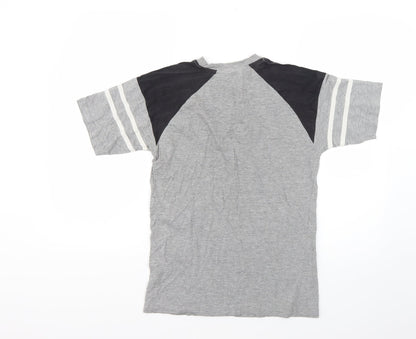 herefod united football club Boys Grey   Basic T-Shirt Size 11-12 Years