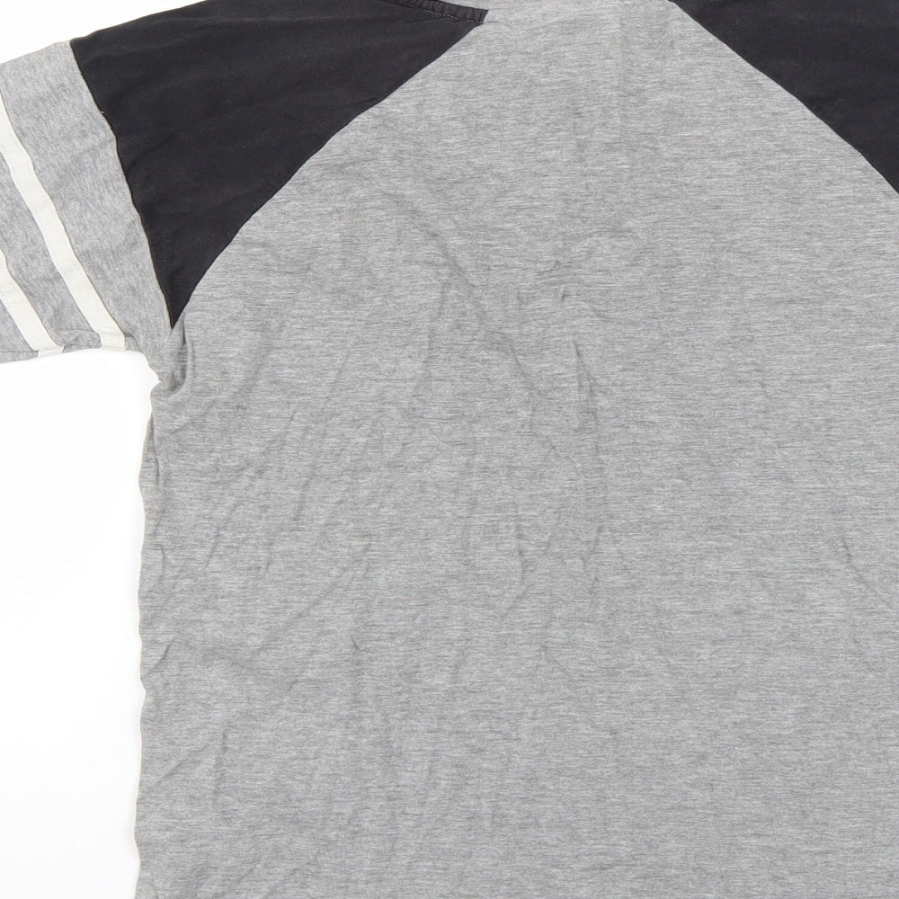 herefod united football club Boys Grey   Basic T-Shirt Size 11-12 Years